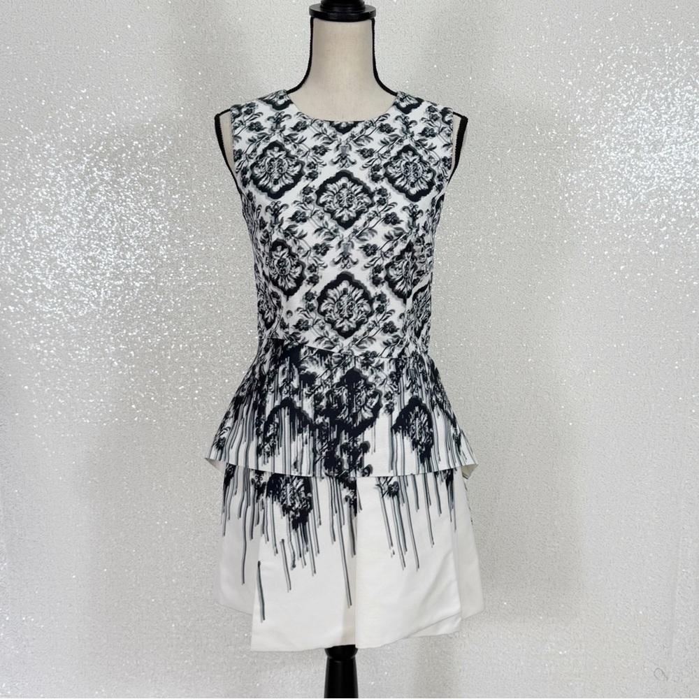 Alexander McQueen IT42 Sleeveless Peplum Mini Dress • Black White Floral Print 6 - Picture 6 of 14